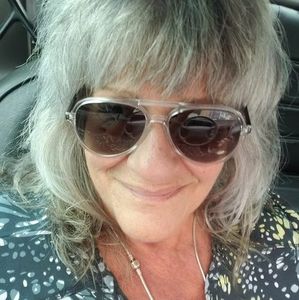 Meet your Posher, Kimber